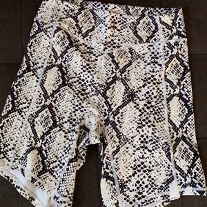 Balance athletica python rider short